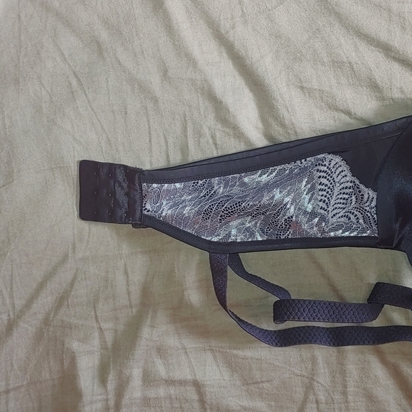 Bra - Picture 3 of 3